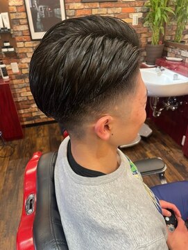 セカンド髪チョス 南浦和店(2ND 髪 chos) フェードカット×７，３分け