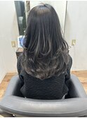 たっぷりレイヤーカット/ダークグレージュ