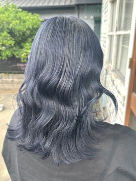 ブランシェ 小牧店(BRANCHE) ブルーブラックカラー〔西尾〕