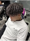 ツイストスパイラルパーマメッシュマッシュ刈り上げ眉毛