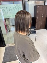 アイズ 本厚木(AIZU)&nbsp;白髪ぼかしハイライト ミルクティーベージュ