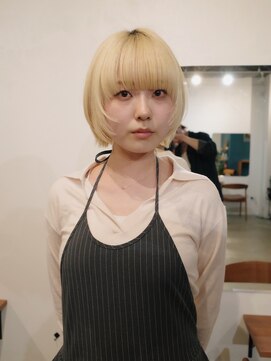 ヨー(Yoh-) 【ボブレイヤー/阿部達哉】外ハネ/ミニボブ/前髪カット/ショート