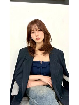 ラル 立川南口(lar) ミディアムレイヤーカット_ミニウルフチェリーブラウンホワイト