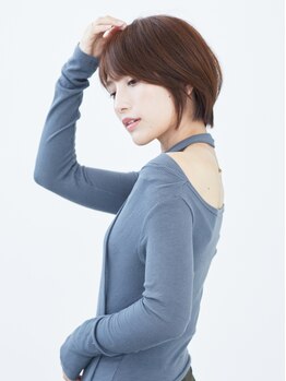 ヘアーサロンソシエ 鶴川店の写真/白髪ケアに自信。大人の髪のお悩み、すっきりクリアに。