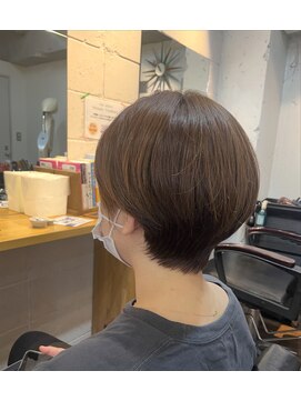 リスタ アンド リアン バイ リスタ(rista & RIAN by rista) 丸みショート