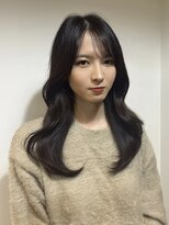 アズーア ヘアーアンドスパ(azure hair&spa)&nbsp;顔まわりのレイヤーでくびれ巻き