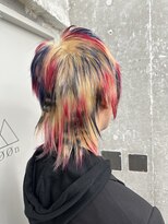 オーン 渋谷(OOn) 赤青デザイン