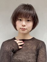 ヒトワ(hitowa) 丸みショートボブ/顔まわりレイヤー/透明感カラー/レイヤーボブ