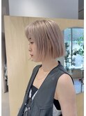 ナチュラルブロンドボブカット冬カラー透明感ブリーチ渋谷駅