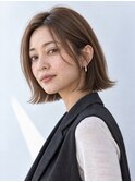 大人の外ハネ切りっぱなしボブ×アッシュブラウン