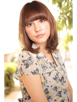 アーツ 町田(arts) 厚めバングナチュラルミディ♪