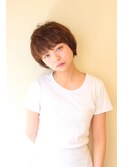 大人かっこいいニュアンスショートスタイル