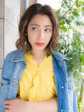 ルティア(Lutia) ふわミディ 似合わせカット センターパート