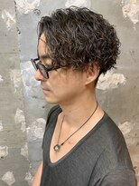 アカ(ACA)&nbsp;センターパートツイストスパイラルパーマツイストパーマ札幌大通