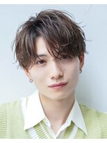 オーシャントーキョー 渋谷神南(OCEAN TOKYO) ツーブロック束感流行センターパート