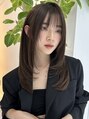 スティロ(stylo)&nbsp;顔まわりざくざくレイヤーCUTで動きとまとまりをよく。【富田】