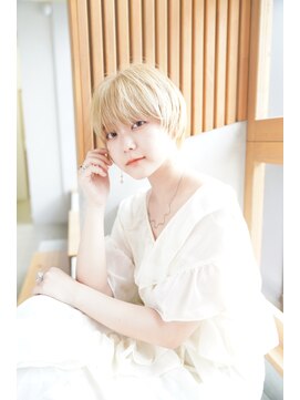 トッカ ヘアアンドトリートメント 難波店 小顔似合わせカット愛されクールショート20代/30代40代50代/難波