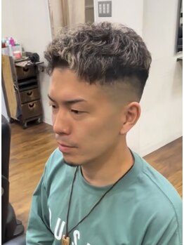 コンセプトフリッシュ(concept FRISCH)の写真/仕上がりの印象がグッと変わる!男性の身だしなみケアをお手頃価格でご用意◎清潔感溢れるスタイルに*
