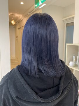ヘアメイク ルエル(Hair Make Ruelle) ネイビーブルー