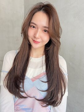 エイミー(Aimee) Aimee 町田 レイヤーカット×ナチュラルベージュ