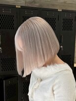 ヲタク(wotaku.) ホワイトカラーホワイトヘアホワイトブロンドハイトーンボブ金髪