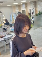 クレア(CREA)&nbsp;ラベンダーブラウンとハッシュカットボブ
