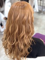 トゥエンティーフォー 泉大津店(24)&nbsp;次世代エクステならこんなに盛れる！派手髪ロング