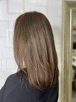 リトル(Re:tle)&nbsp;【河野有希】白髪ぼかしのソフトベージュ