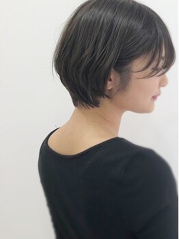 フルール たまプラーザ(Fleur)の写真/【グレーカラー当店人気No.１◇Rオーガニックカラー＋カット¥8500】変化する大人髪にハリとツヤを・・・☆