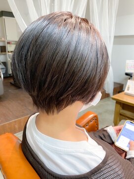 アイノア(AInoa) ショート×くすみカラー