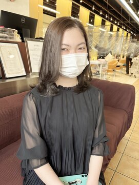 クオリス 上板橋店(QUALIS) 鎖骨ミディ☆ ロブ アッシュベージュ レイヤー 大人可愛い★