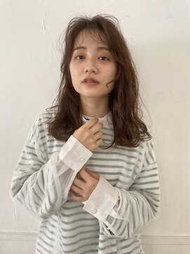 テンバイシオミエイチ(10 by shiomi H) 春パーマ×アースカラーの無造作ミディアム/くるくるこなれヘア