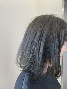 エピ(EPI) 軽やかな長めボブ