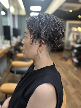 リッツファミリーズ ニコ本原店(RIT FAMILY Z) ツイスパ刈り上げショート