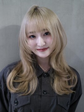 アマトウキョウ アユンチェ(AMA TOKYO×AYUNCHE) ブロンドロングレイヤー