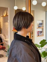 ビアノバ(via nova)&nbsp;ショートスタイルのグラデーションヘア