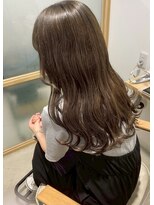 ニア 栄(nia)&nbsp;大人シアーベージュミニウルフボブミディアムレイヤー