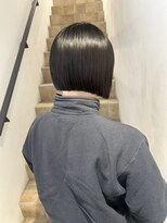 バズ(BUZZ) 冬のタートルネックにおすすめ!ミニボブ★秋山