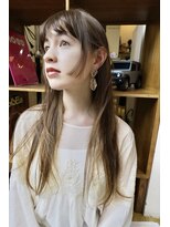 クラン バイ ヘッドライト 栄店(clan by HEADLIGHT) ブリーチ無しベージュカラー。顔まわりカット、レイヤーカット