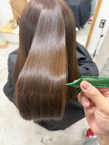 ホロ(holo-)&nbsp;つるりんちょ髪質改善カラー