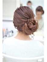 リサ 恵比寿(risa.)&nbsp;編み込みサイドシニヨン