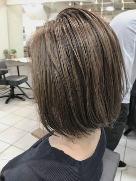 ペネロープ(Penelope) イルミナヌードボブ