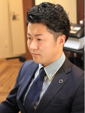 ロヘア(LOHEA) 出来る男のツーブロックパーマ