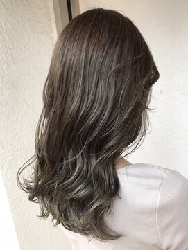 リゴッツ ドゥア プトゥリ(Regottz dua putri) プラチナマットグレージュ