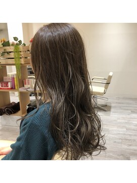 ユリエス(JU.LI.S) グレージュ+カット+トリートメント