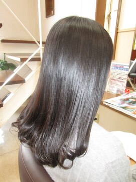 コアフィールフィス(COIFFURE fils) 【見附　今町】ツヤ黒髪ロング　ワンカール巻き