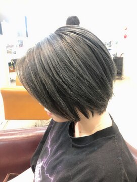 カルマ(KARMA) スマートショートカット×ダークグレージュ