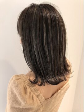 リコ(Lico) アッシュブラウン×ハイライト