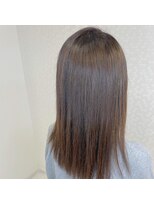 ヘアーアンドメイク ドレス(DRESS)&nbsp;オレンジ消し　ハイライトブリーチデザイン