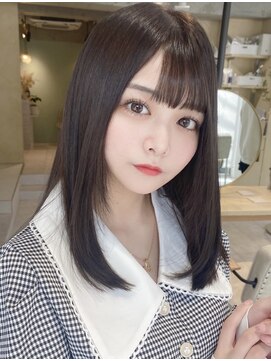 ティア(Tia.) 縮毛矯正/髪質改善トリートメント/ミディアムヘア/グレージュ